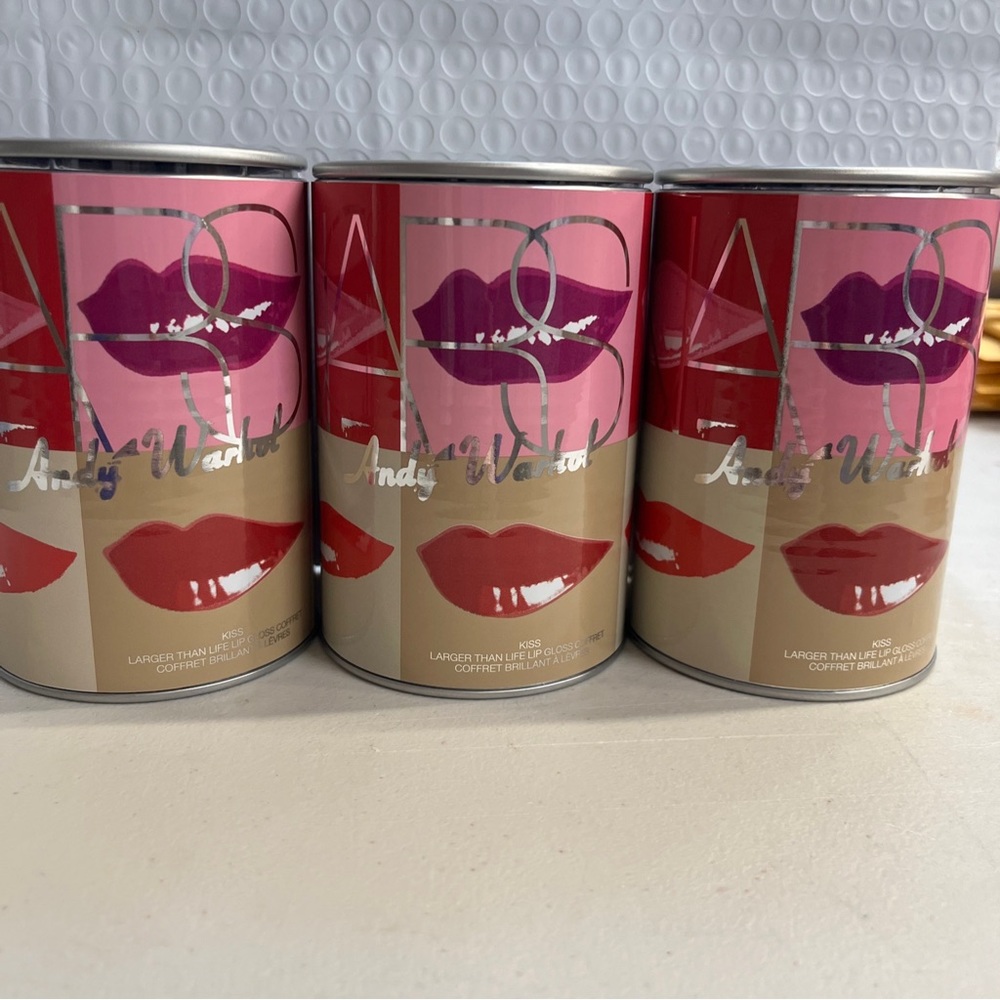 3 Nars Andy Warhol Kiss Larger than life lip gloss set of 5 pretty gloss…